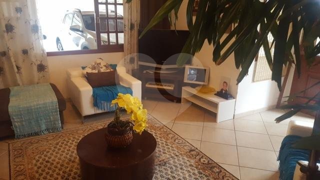 Sobrado à venda com 5 quartos, sendo 1 suíte, em Jardim Virginia Bianca, São Paulo, SP