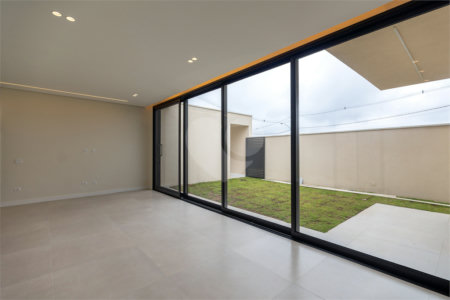 Casa à venda com 3 suítes no condomínio Villagio Azzure, Itupeva - SP