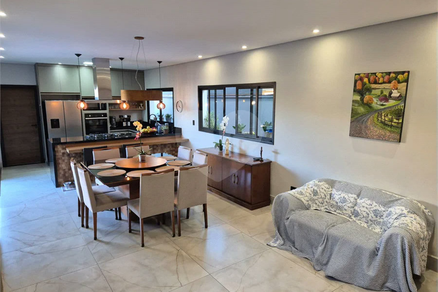 Casa de Alto Padrão para Alugar com Lazer Completo, Tecnologia e Sustentabilidade