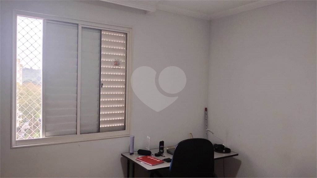Apartamento à venda com 3 quartos, sendo 1 suíte,  em Campo Grande, São Paulo, SP