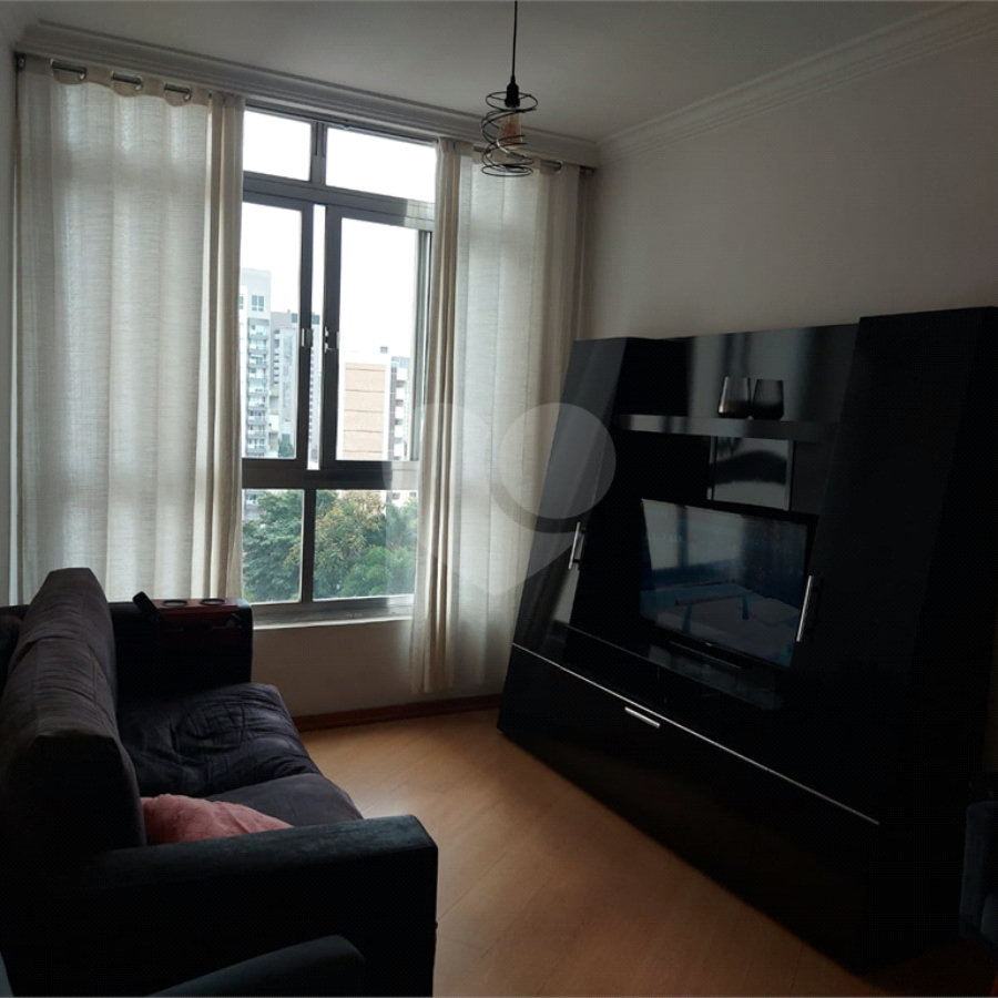 Apartamento à venda com 3 quartos, sendo 1 suíte, em Perdizes, São Paulo, SP