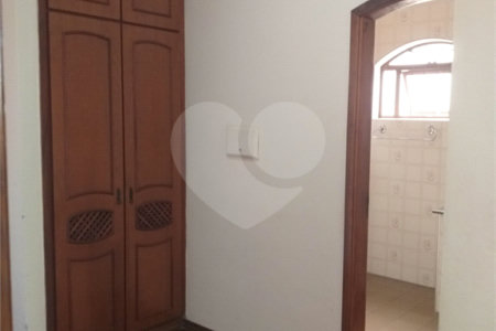 Casa à venda com 3 quartos, sendo 1 suíte,  em Santa Rosa, Vinhedo, SP
