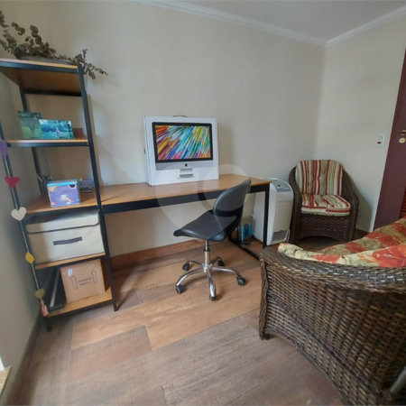 Apartamento à venda com 3 quartos, sendo 1 suíte,  em Enseada, Guarujá, SP