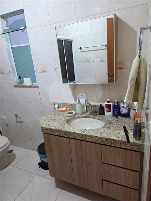 Sobrado à venda com 3 quartos, sendo 1 suíte, em Vila Gustavo, São Paulo, SP