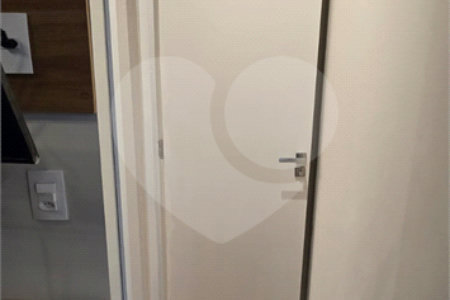 Apartamento à venda com 1 suíte em Vila Suzana, São Paulo, SP