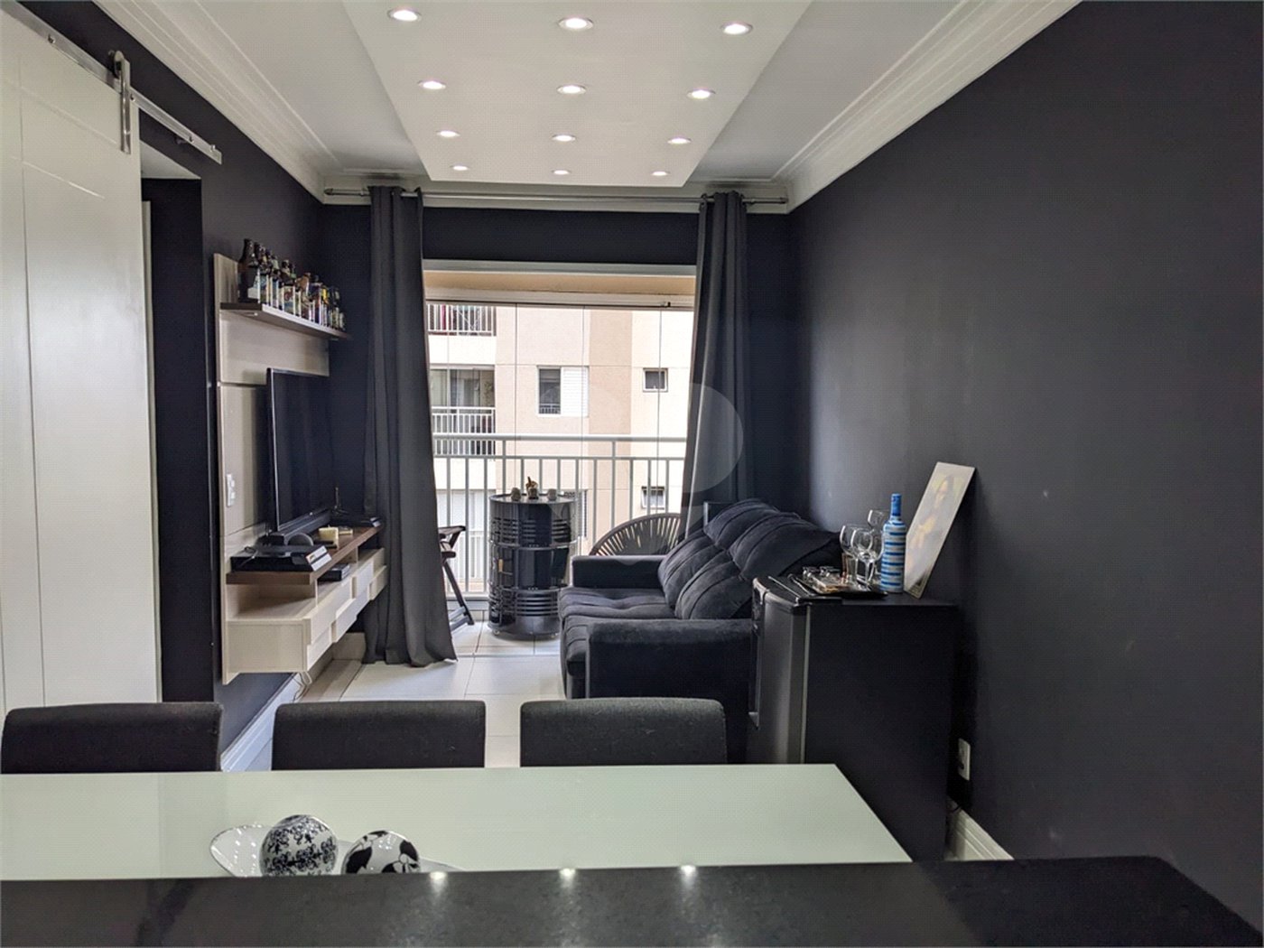 Apartamento à venda com 2 quartos, sendo 1 suíte,  em Jardim Rosa de Franca, Guarulhos, SP