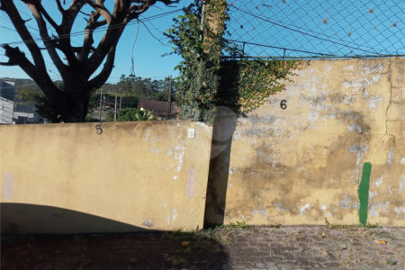 Casa à venda com 21 quartos, sendo 7 suítes, no condomínio De Apartamentos Residenciais- Jardim Morumbi, Atibaia - SP
