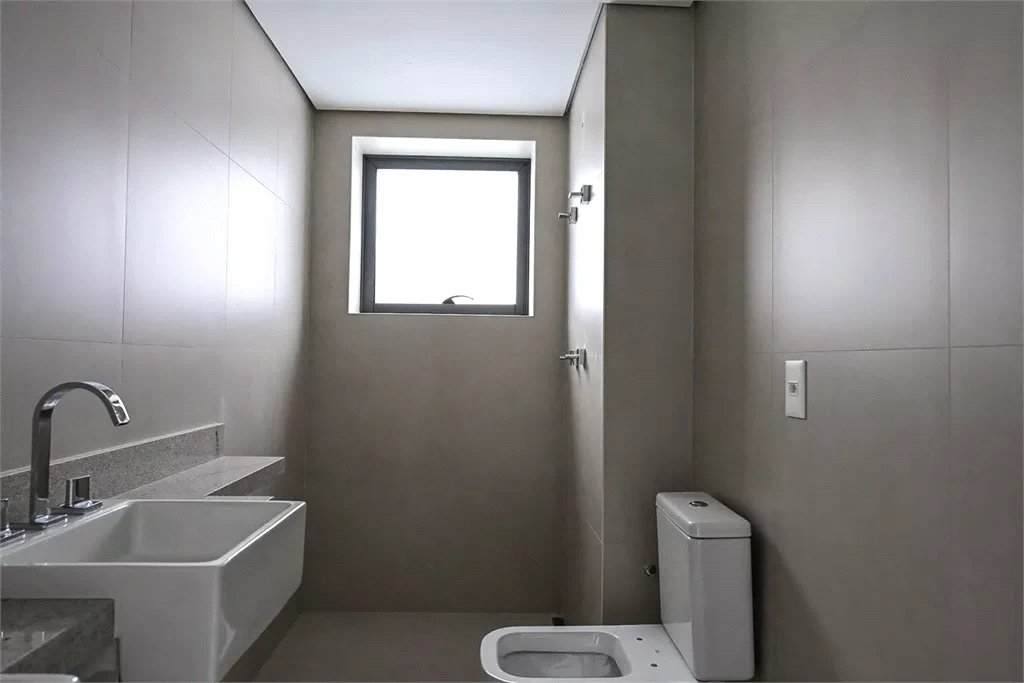 Apartamento à venda com 3 suítes, em Jardim Fonte do Morumbi, São Paulo, SP