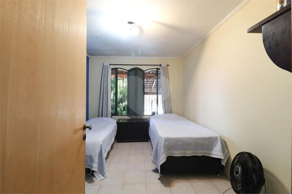 Casa à venda com 3 quartos, sendo 1 suíte,  em Vila Medeiros, São Paulo, SP