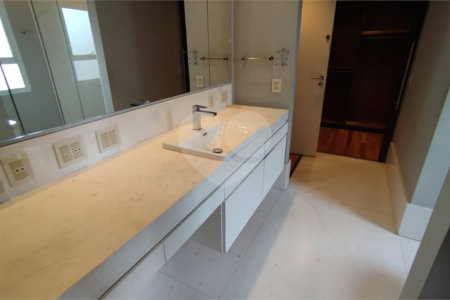 Á venda Apartamento Alto Padrão 5 suítes / 8 vagas 522m² Vila Nova Conceição