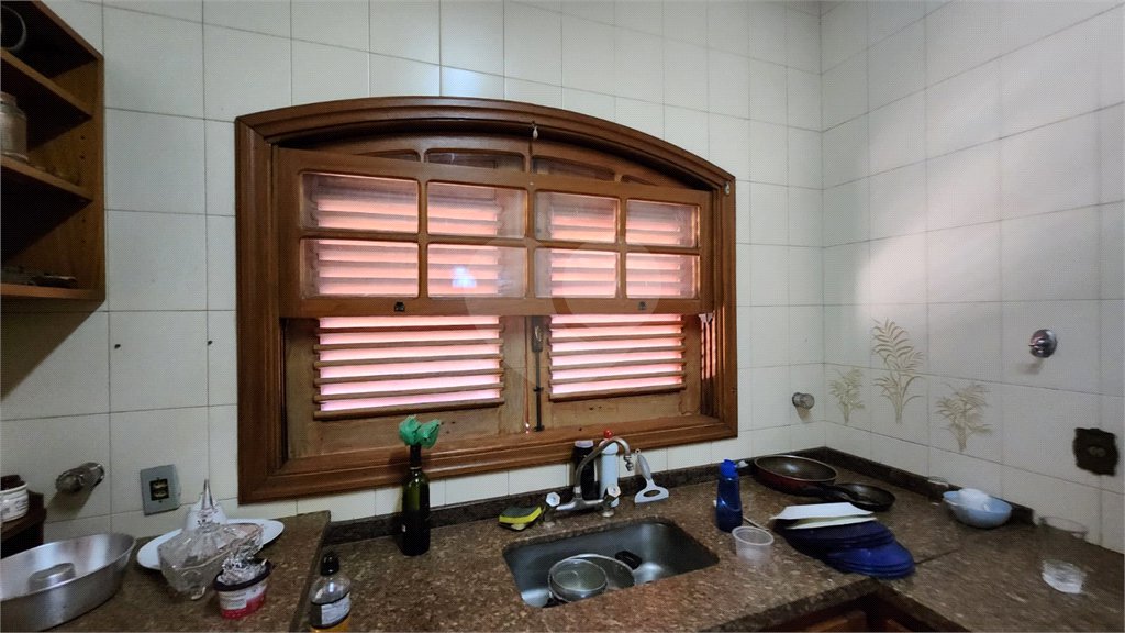 Sobrado à venda ou para alugar com 5 quartos, sendo 1 suíte, em Vila Harmonia, Araraquara, SP