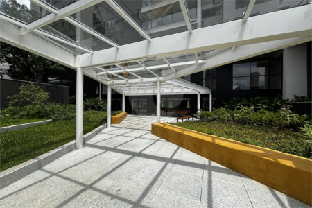Apartamento à venda com 3 suítes em Vila Romana, São Paulo, SP