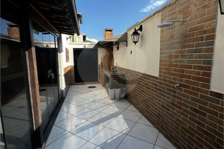 Casa à venda com 3 quartos, sendo 1 suíte, no condomínio Village da Posse, Rio de Janeiro - RJ