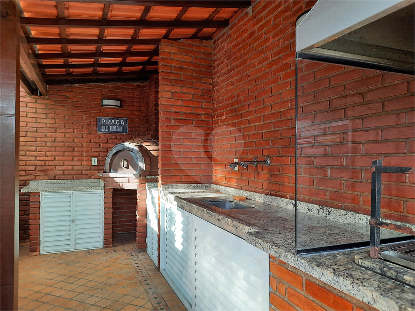 Casa à venda com 6 quartos, sendo 3 suítes, em Morumbi, São Paulo, SP
