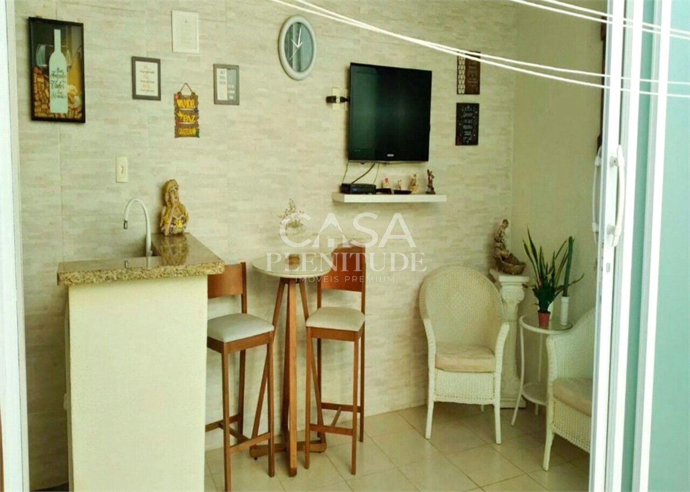 Casa em condomínio à venda com 2 quartos, sendo 1 suíte, em Jardim Gonçalves, Sorocaba, SP