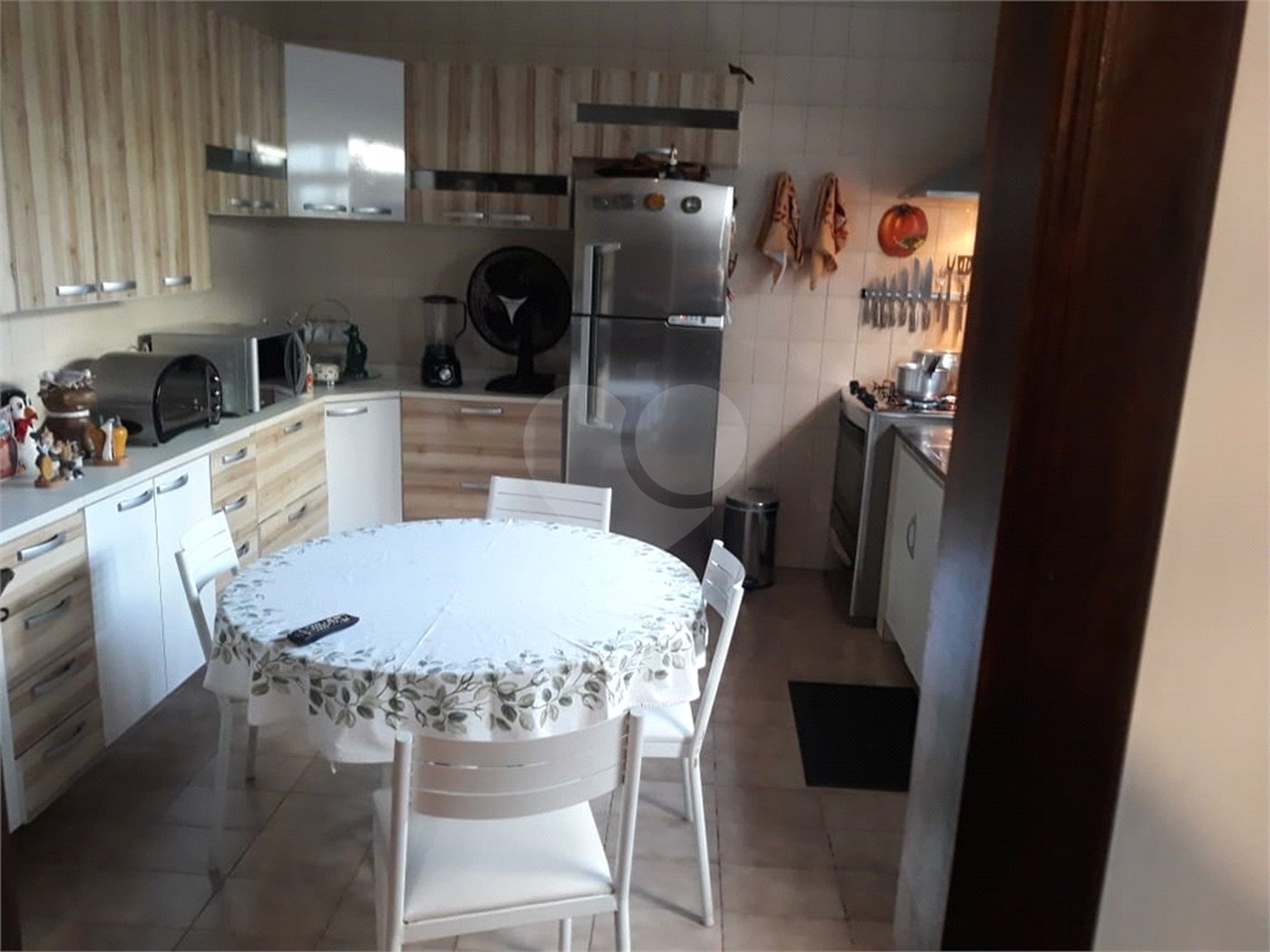 Casa à venda com 4 suítes em Vila Oliveira, Mogi das Cruzes, SP