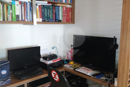 Apartamento à venda com 3 quartos, sendo 1 suíte,  no Centro, São Bernardo do Campo, SP