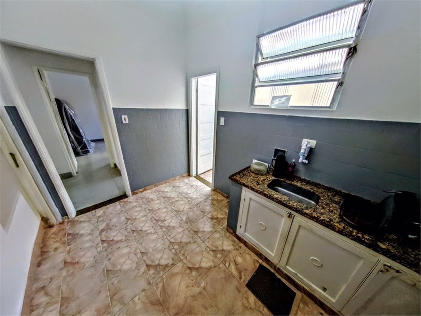 Apartamento Residencial à venda, Embaré, Santos - AP0460.