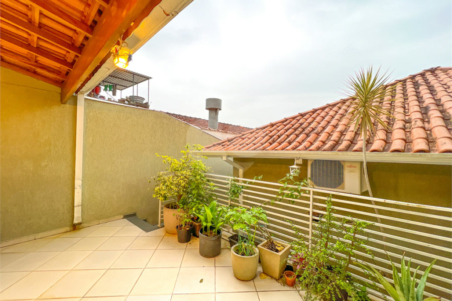 Casa à venda com 3 quartos, sendo 1 suíte,  no condomínio 658, São Paulo - SP