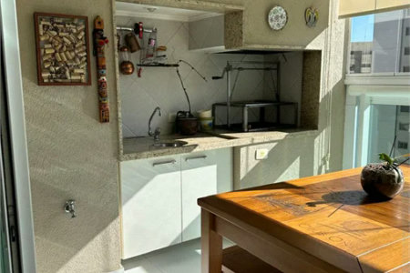 Apartamento à venda com 3 suítes em Vila Suzana, São Paulo, SP