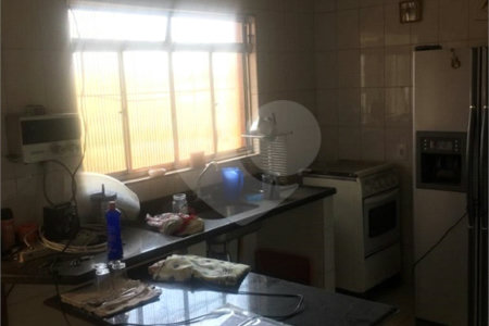 Casa à venda com 3 quartos em Vila Pirajussara, São Paulo, SP