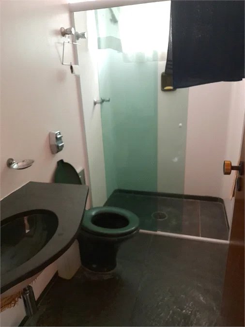 Casa para alugar com 3 quartos, sendo 1 suíte,  em Vila Sônia, São Paulo, SP