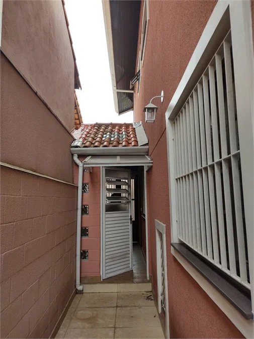 Sobrado à venda com 3 quartos, sendo 1 suíte, em Parque Ipê, São Paulo, SP