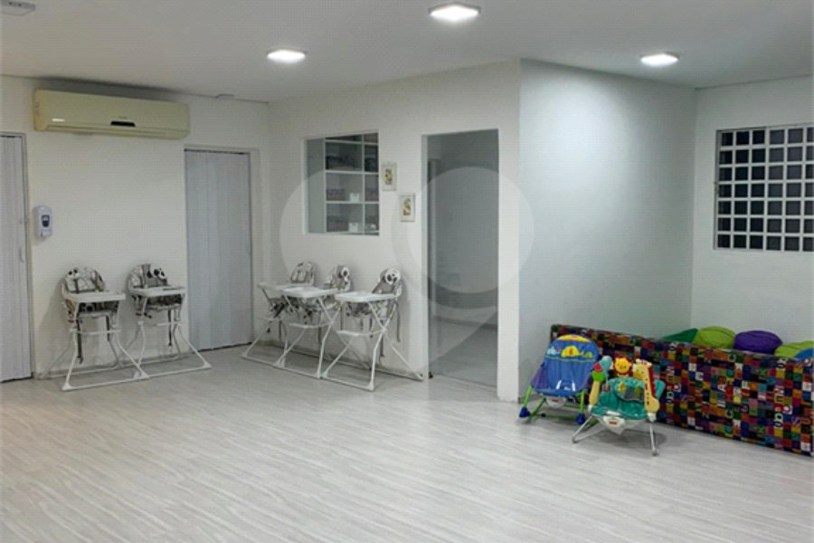 Prédio à venda em Santana, São Paulo, SP
