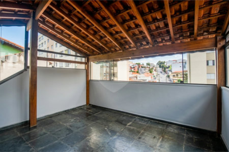 Sobrado à venda com 3 quartos, sendo 1 suíte, em Jardim Utinga, Santo André, SP