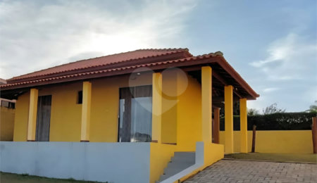 Chácara à venda com 2 quartos em Portal dos Pássaros, Alambari, SP