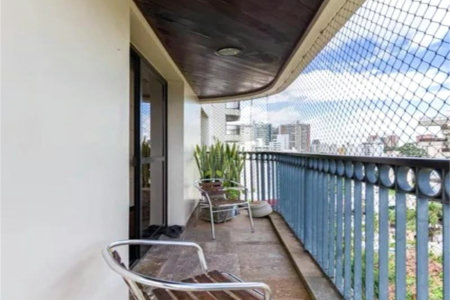 Apartamento à venda com 4 quartos, sendo 3 suítes, em Vila Andrade, São Paulo, SP
