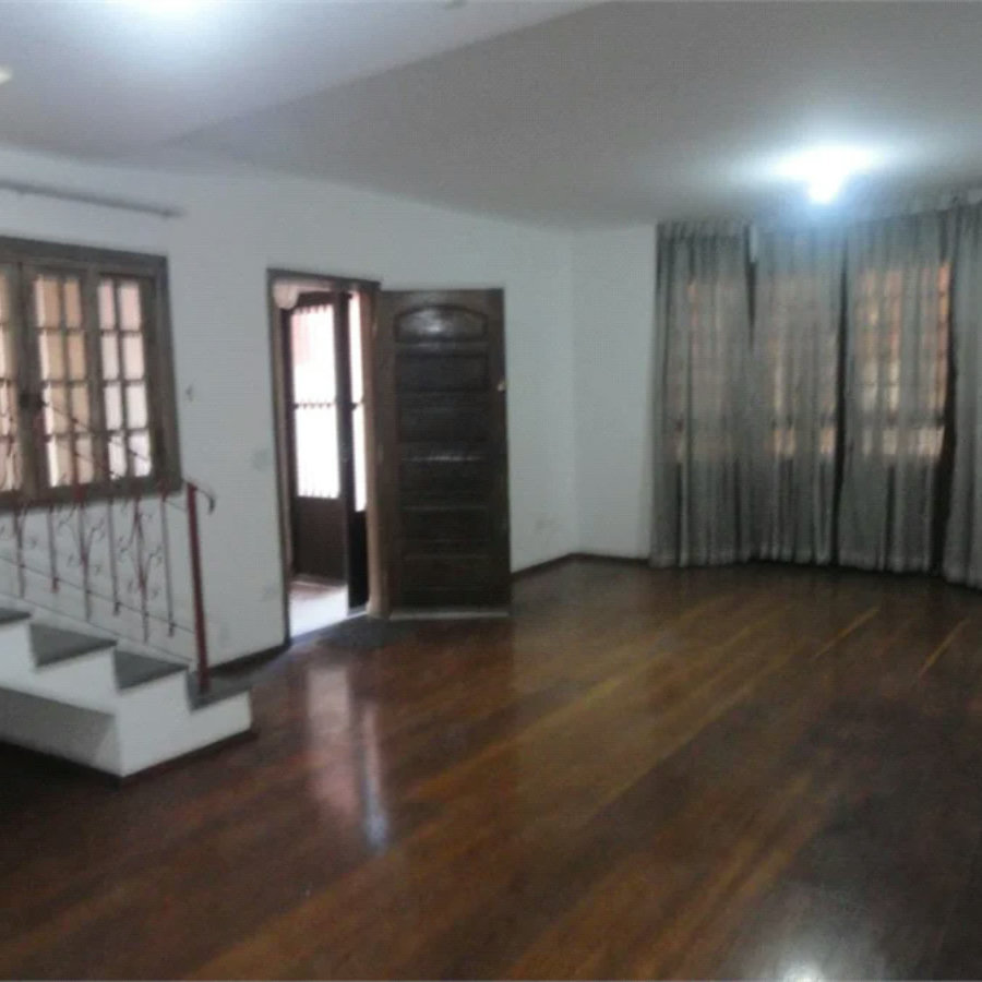 Sobrado à venda com 3 quartos, sendo 1 suíte, em Parque Ipê, São Paulo, SP