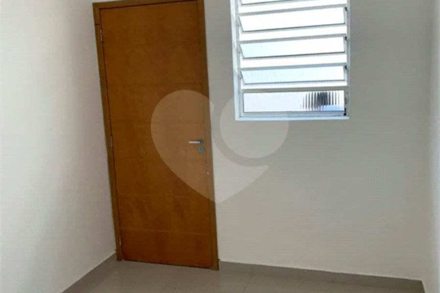 Sobrado à venda com 2 quartos em Tremembé, São Paulo, SP