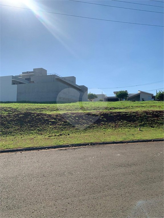 Terreno à venda em Jardim São Camilo, Araraquara, SP