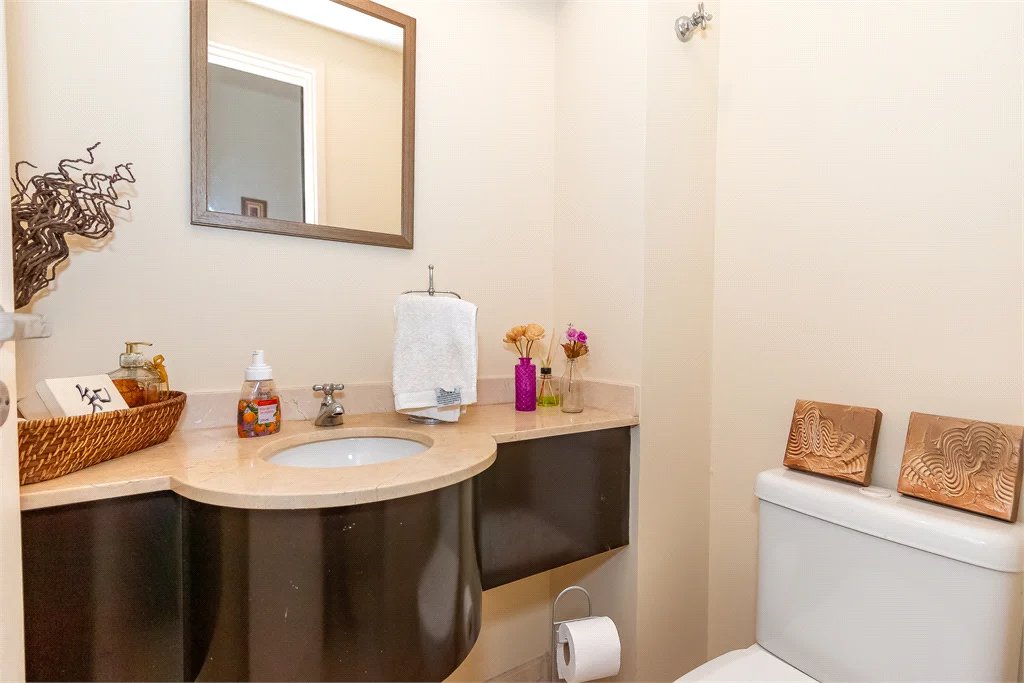 Apartamento à venda com 4 quartos, sendo 3 suítes, em Vila Andrade, São Paulo, SP