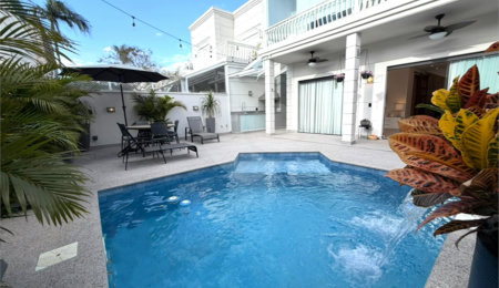 Casa à venda com 3 suítes no condomínio Palm Hill North, São Paulo - SP