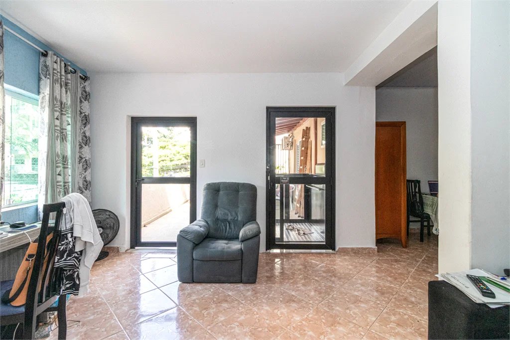 Casa Térrea à venda com 9 quartos, sendo 3 suítes,  em Vila Romana, São Paulo, SP