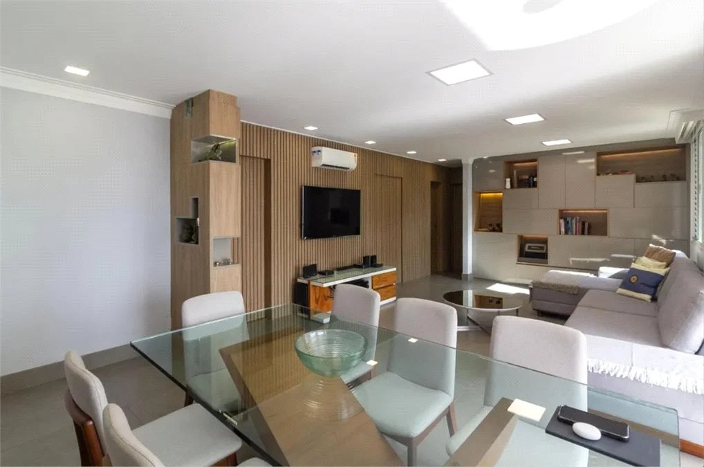 Apartamento à venda com 3 quartos, sendo 2 suítes, em Brooklin Paulista, São Paulo, SP