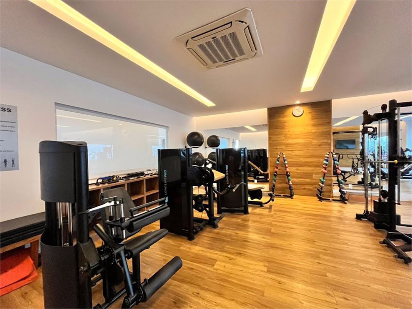 Apartamento com 1 quarto com hidromassagem e vista para o mar à venda em Aparecida - SP