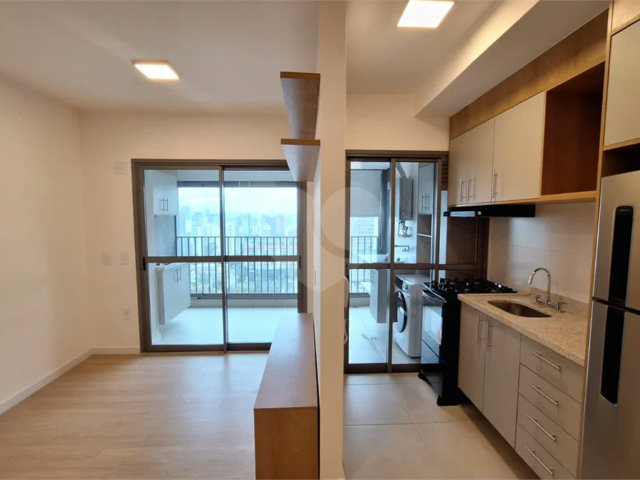 Apartamento para alugar com 2 quartos, sendo 1 suíte,  em Chácara Santo Antônio, São Paulo, SP