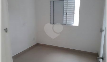 Casa à venda com 2 quartos no condomínio Residencial São Lourenço, Sorocaba - SP