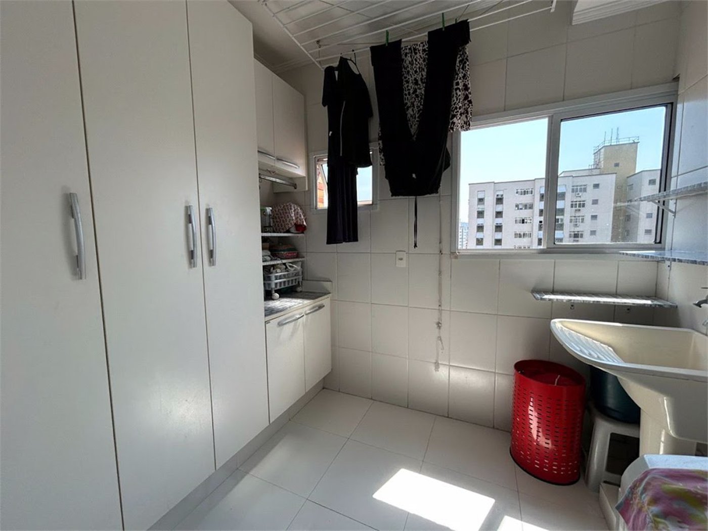Apartamento com 3 dormitórios à venda, 110 m² por R$ 950.000,00 - Campo Grande - Santos/SP