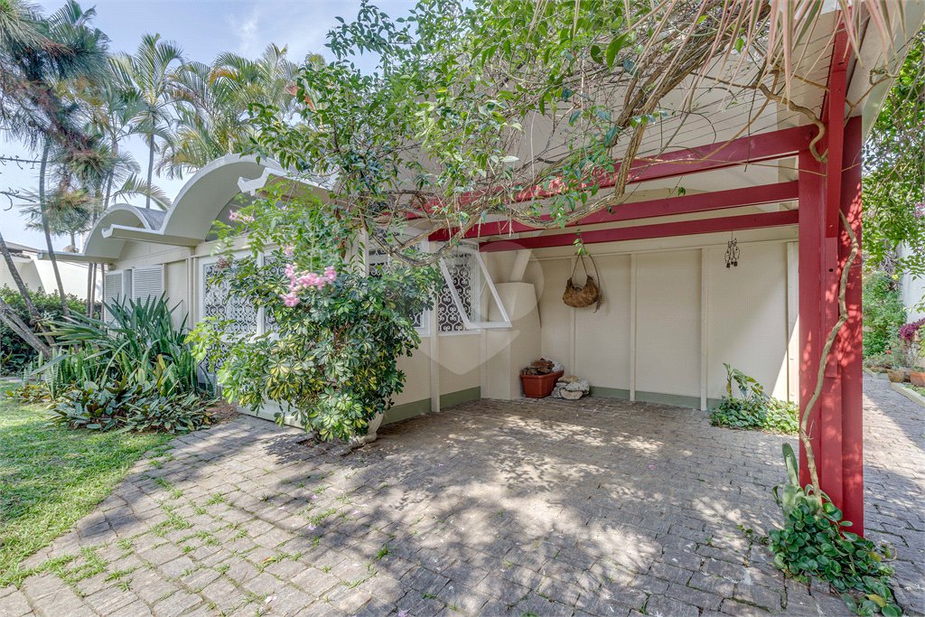 Casa Térrea à venda com 3 quartos, sendo 1 suíte,  em Chácara Monte Alegre, São Paulo, SP