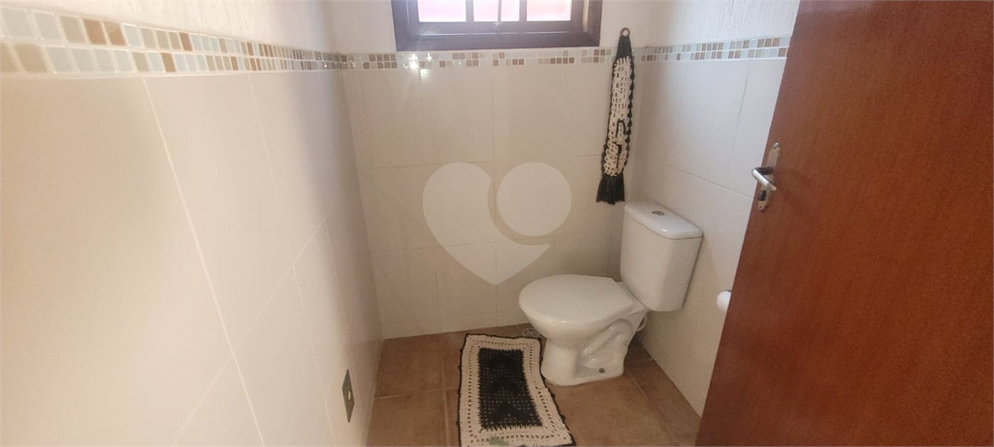 Casa à venda com 3 quartos, sendo 2 suítes,  em Mantiqueira, Mairiporã, SP