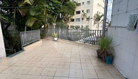 Sobrado à venda com 3 quartos em Vila Gustavo, São Paulo, SP