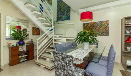 Sobrado à venda com 4 quartos, sendo 2 suítes,  em Santana, São Paulo, SP