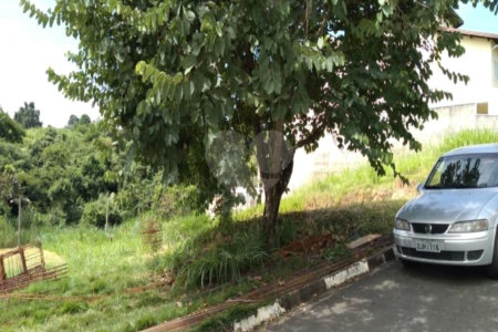 Terreno à venda no condomínio Terras de São Francisco, Vinhedo - SP