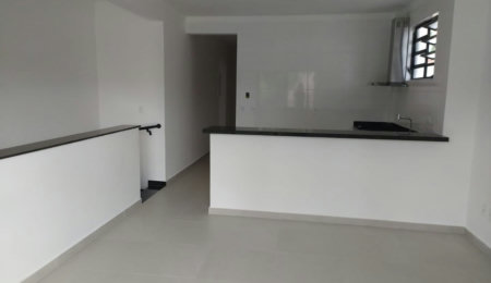 Casa com 2 dormitórios à venda, 75 m² por R$ 700.000,00 - Marapé - Santos/SP