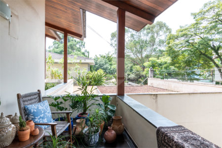 Casa de Vila à venda ou para alugar com 5 suítes em Jardim dos Estados, São Paulo, SP