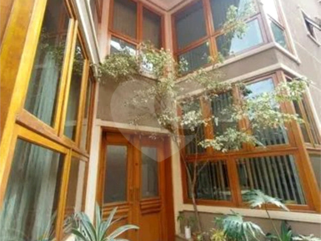 Casa à venda com 3 suítes em Mandaqui, São Paulo, SP